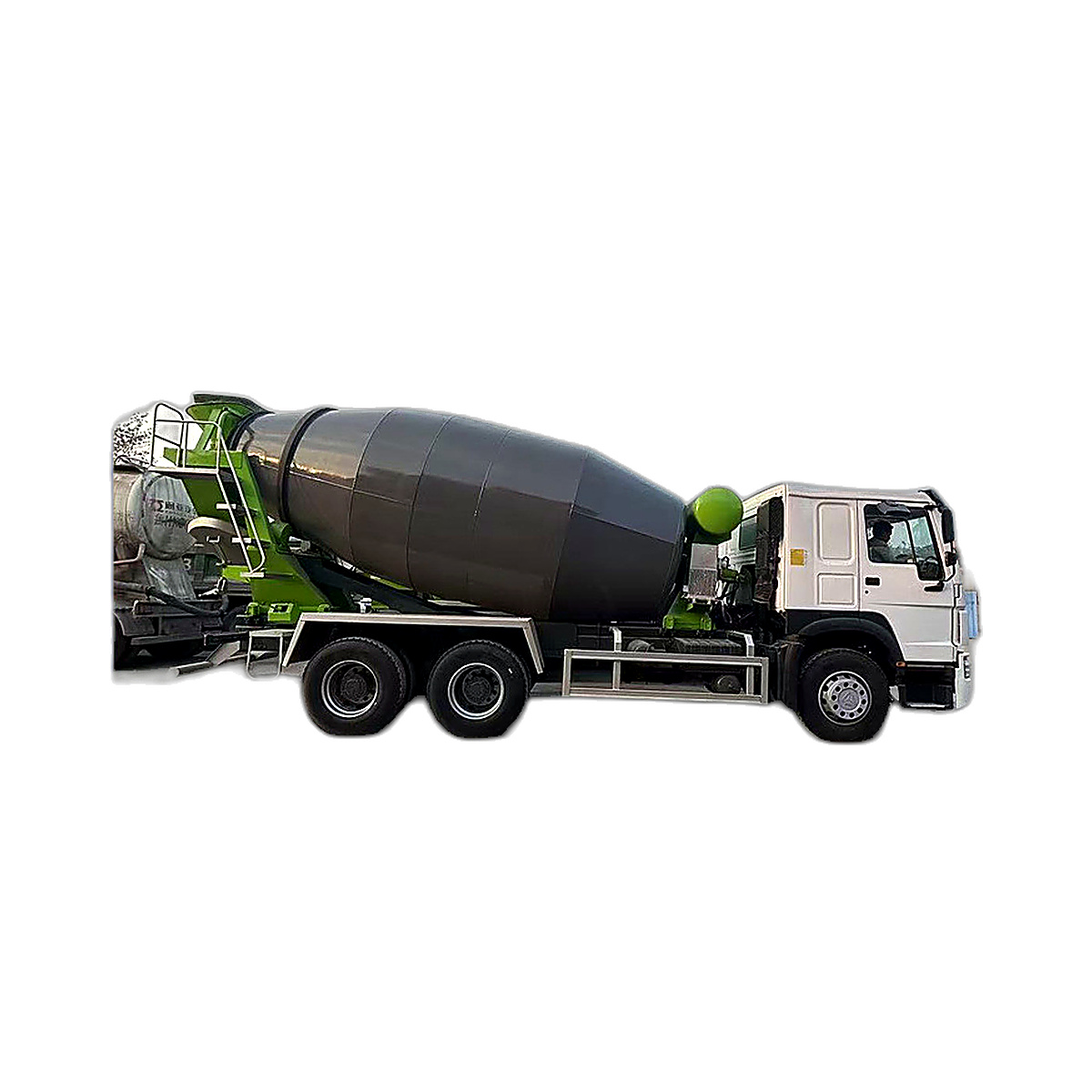 HOWO Used Concrete Mixer Truck — Model to be confirmed — Listing ID 890747571823