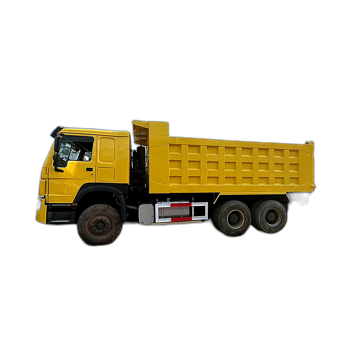Used Dump Truck — Brand / model to be confirmed — Listing ID 960612415945